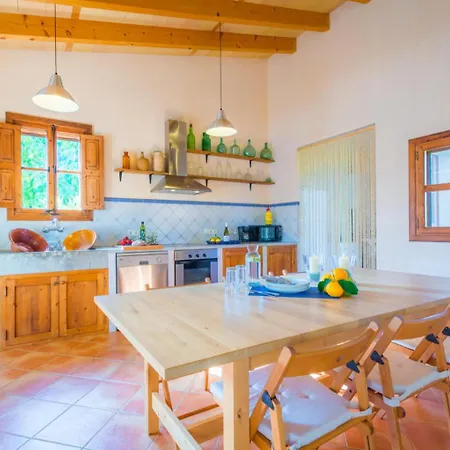 Ferienhaus Es Camp Den Gall